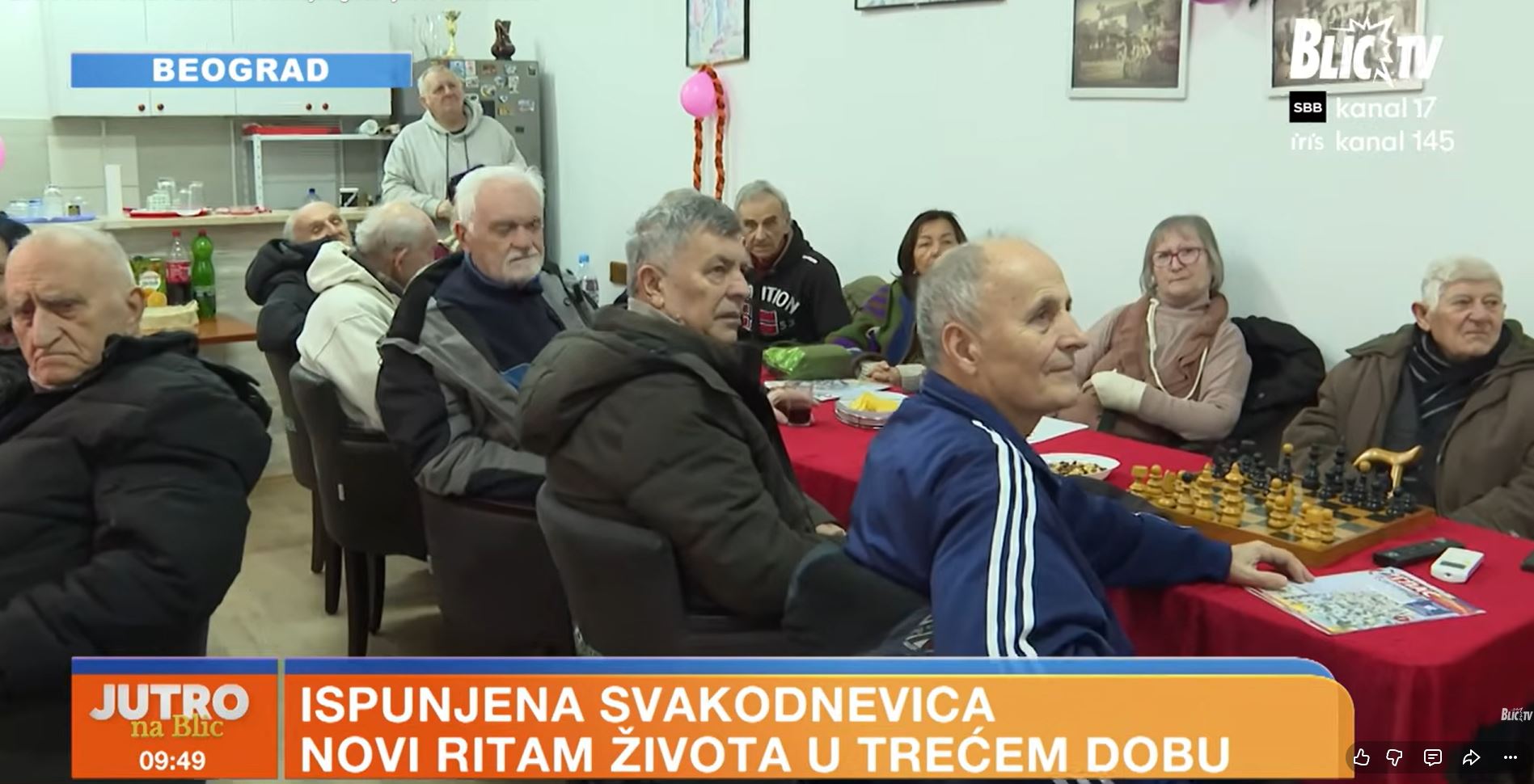ТВ Блиц Живот у трећем добу ПЕНЗИОНЕРИ откривају изгледа њихова свакодневица